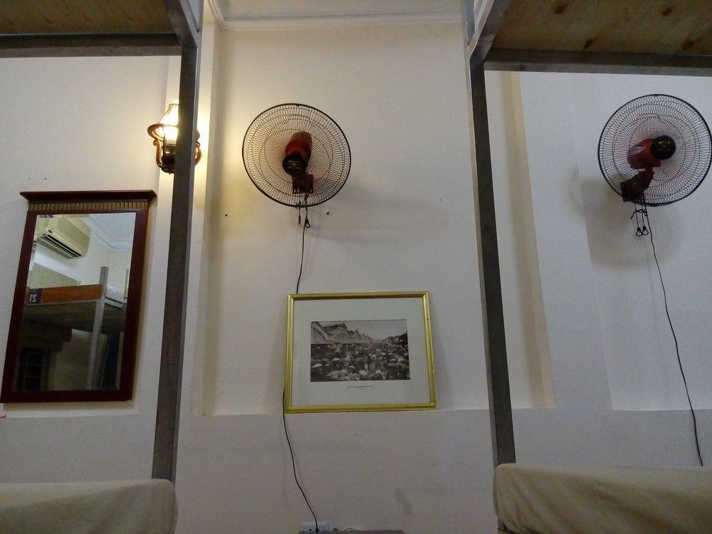 Little Hanoi Hostel Bagian luar foto